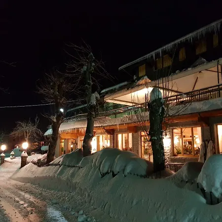 Ristorante Il Laghetto מלון