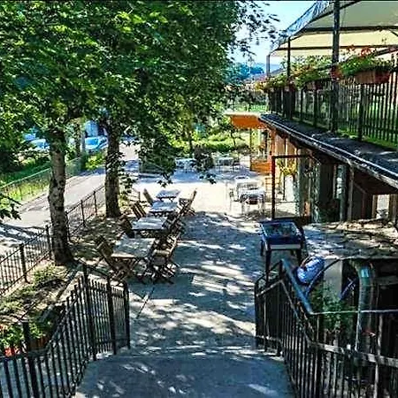 Ristorante Il Laghetto فندق فيومالبو