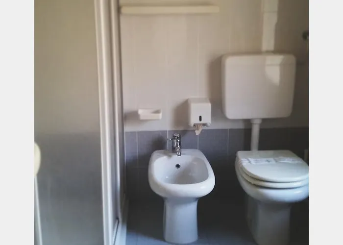 Hotel Ristorante Il Laghetto *